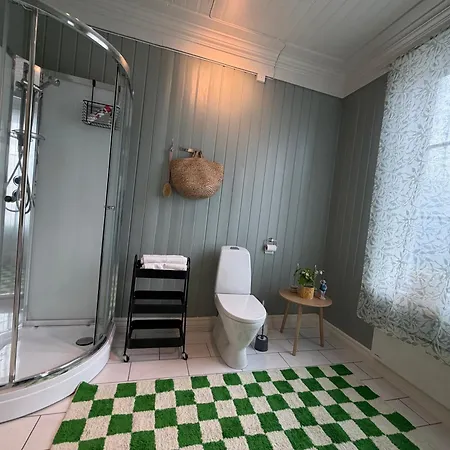Lägenhet Husegarden Boutique First Floor Vardo